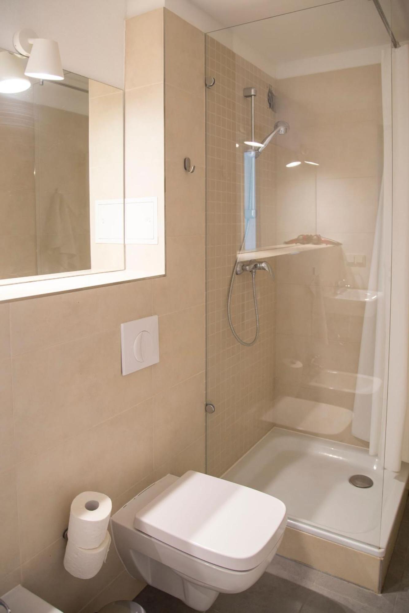 Madflats Hotel-Apartments S-Bahn Friedenau Berlin Room photo